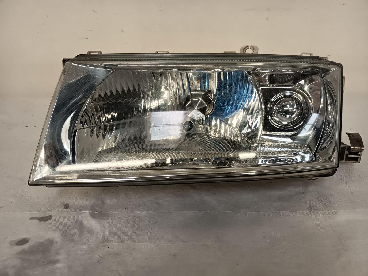 Skoda Octavia 1U Facelift original Scheinwerfer vorn links Halogen Bj 2006