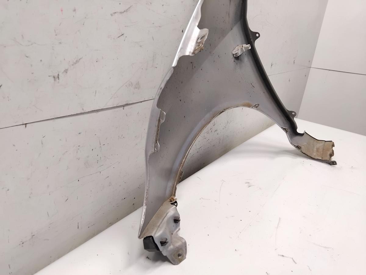 Honda Jazz GD original Kotfl&uuml;gel vorn rechts silber NH623M Bj.2003