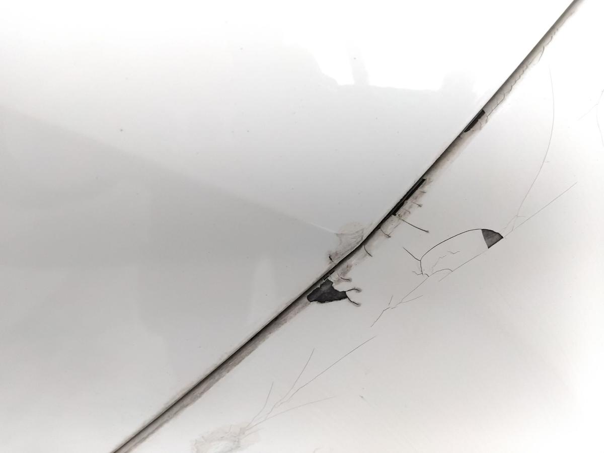 Peugeot 308 I original Kotfl&uuml;gel vorn rechts EWP Schneewei&szlig; BJ2010