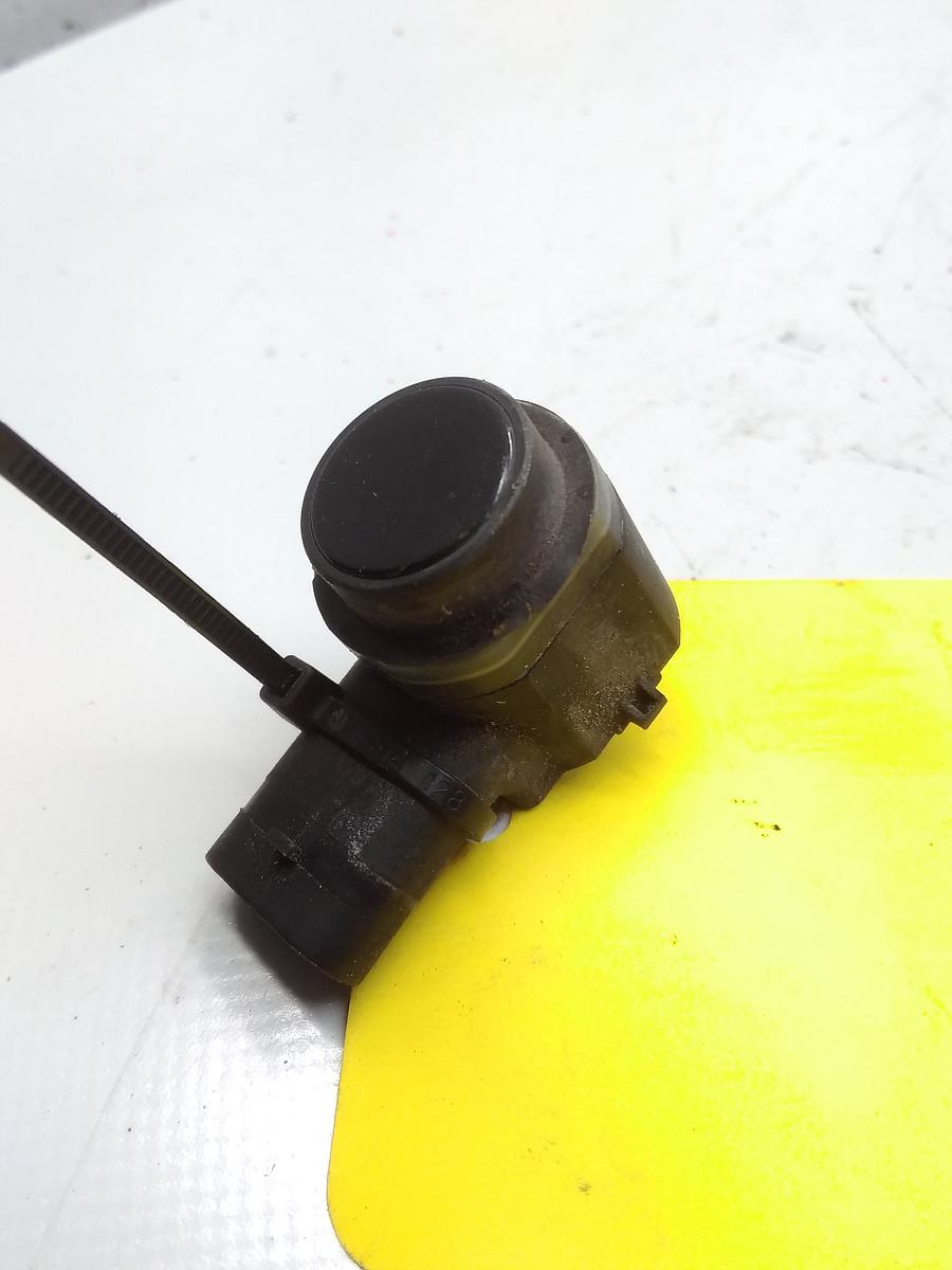 VW Golf 5 Variant Bj.2009 original Sensor Einparkhilfe hinten 3C0919275S 129134