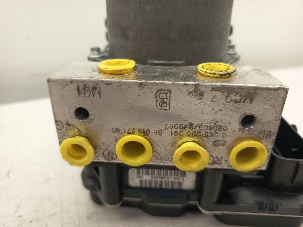 Citroen C4 original ABS Bremsaggregat Hydraulikeinheit 9661887180 Bj 2009