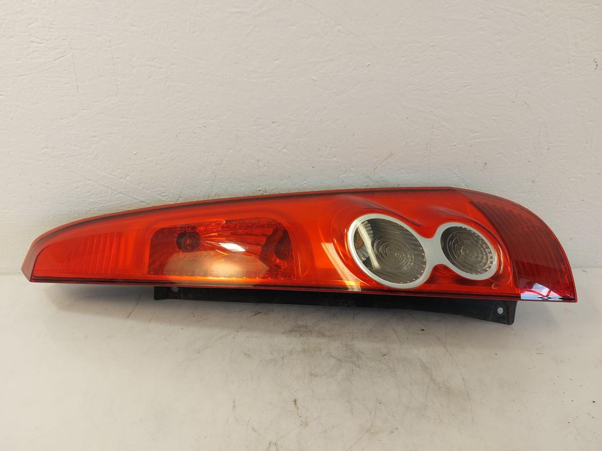 Ford Fiesta JH1 Rückleuchte Schlussleuchte Rücklicht hinten rechts 5 Türer ab 05