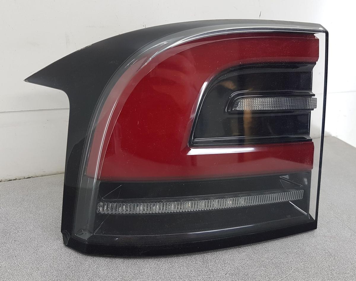 Tesla Model X R&uuml;ckleuchte R&uuml;cklicht links Bj2022 1565496-00-B Facelift ab 2021