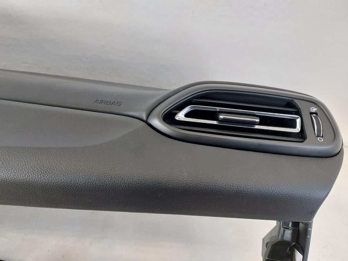 Hyundai i30 PD Mild Hybrid Armaturenbrett Cockpit Schalttafel Dashboard