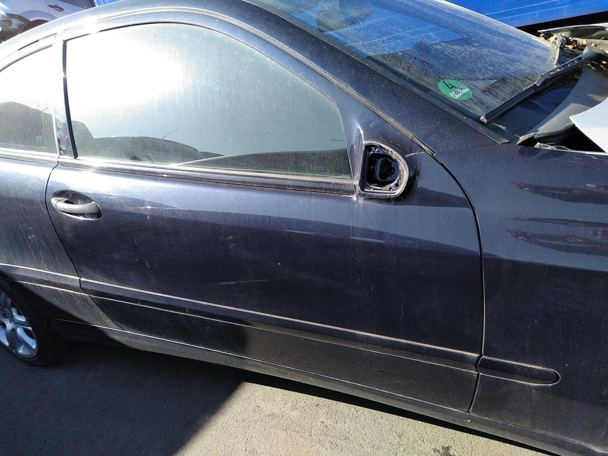 Mercedes C203 Sportcoupe T&uuml;r rechts Beifahrert&uuml;r tansanitblaumetallic 359 Bj2006