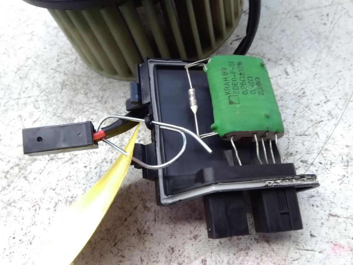 Audi 80 B3 Typ 89 original Heizgebl&auml;se Heizungsgebl&auml;se mit Vorwiderstand Bj.1989