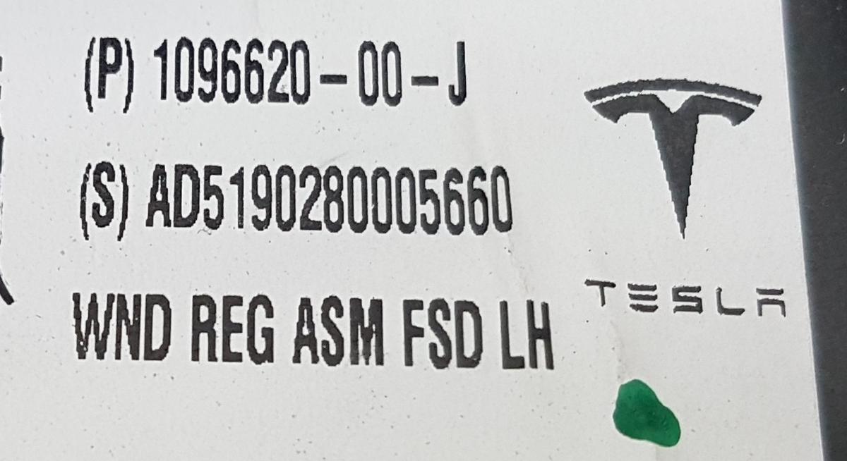 Tesla Model 3 Fensterheber vorn links Bj2019 1096620-00-J elektrisch