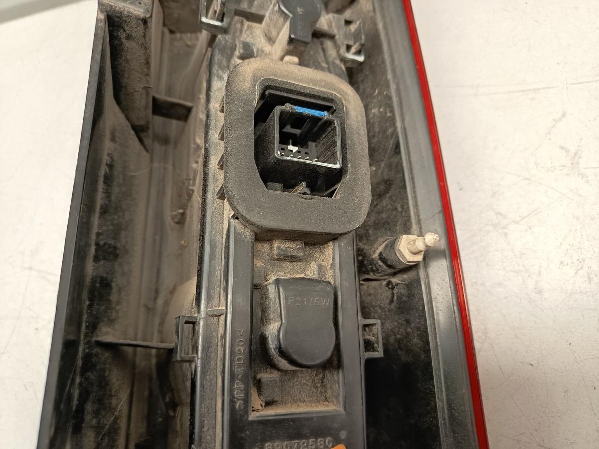 Renault Kangoo 2 Bj.2010 original R&uuml;ckleuchte Heckleuchte links f&uuml;r Fl&uuml;gelt&uuml;ren