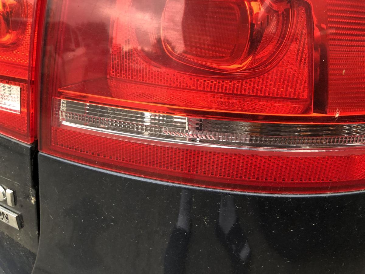 VW Passat 3C B7 Variant R&uuml;ckleuchte rechts au&szlig;en Ecke R&uuml;cklicht nicht LED