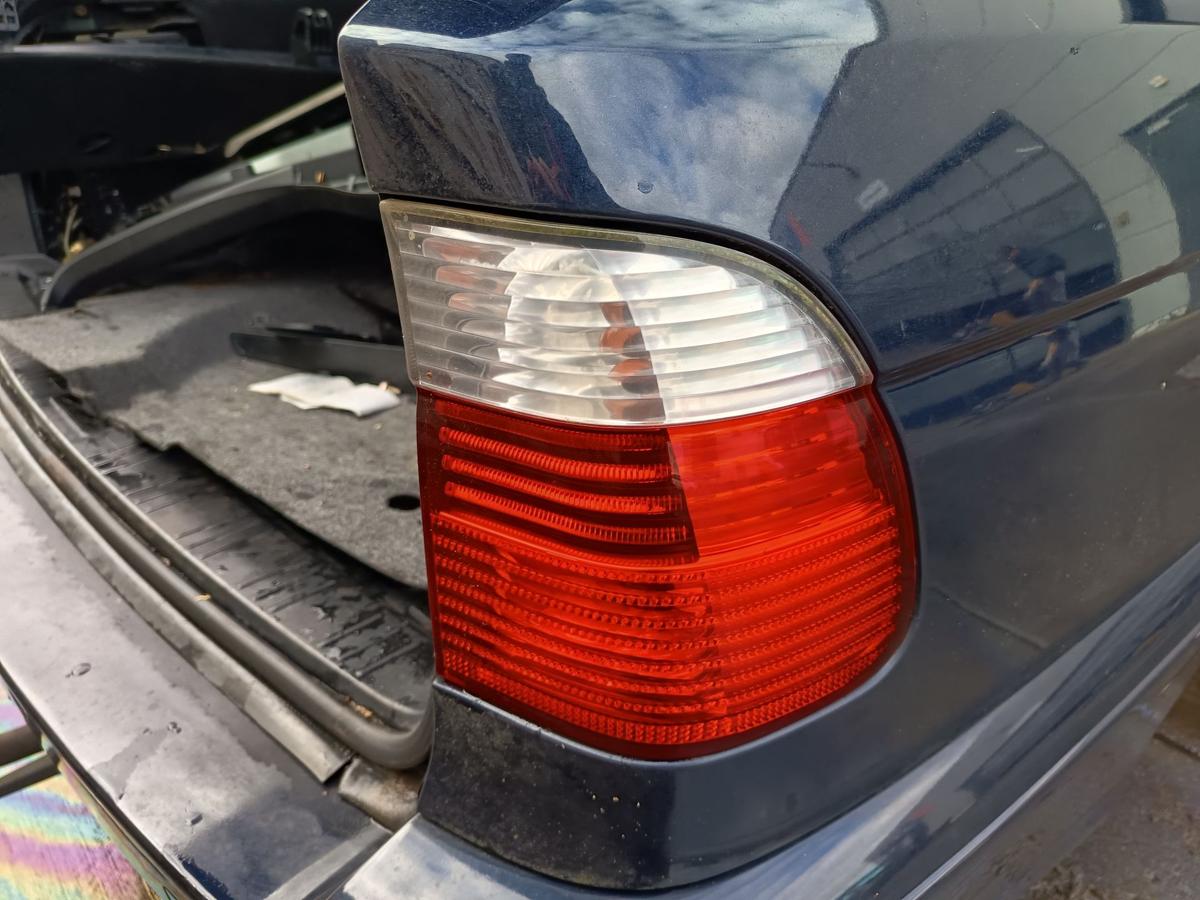 BMW E39 Touring original R&uuml;ckleuchte rechts Heck Schluss Licht Bj 2003