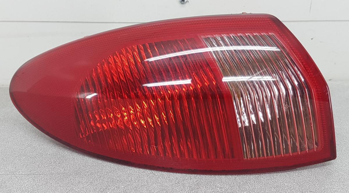 Alfa Romeo 147 Rückleuchte Rücklicht außen links 46556349 Bj2005