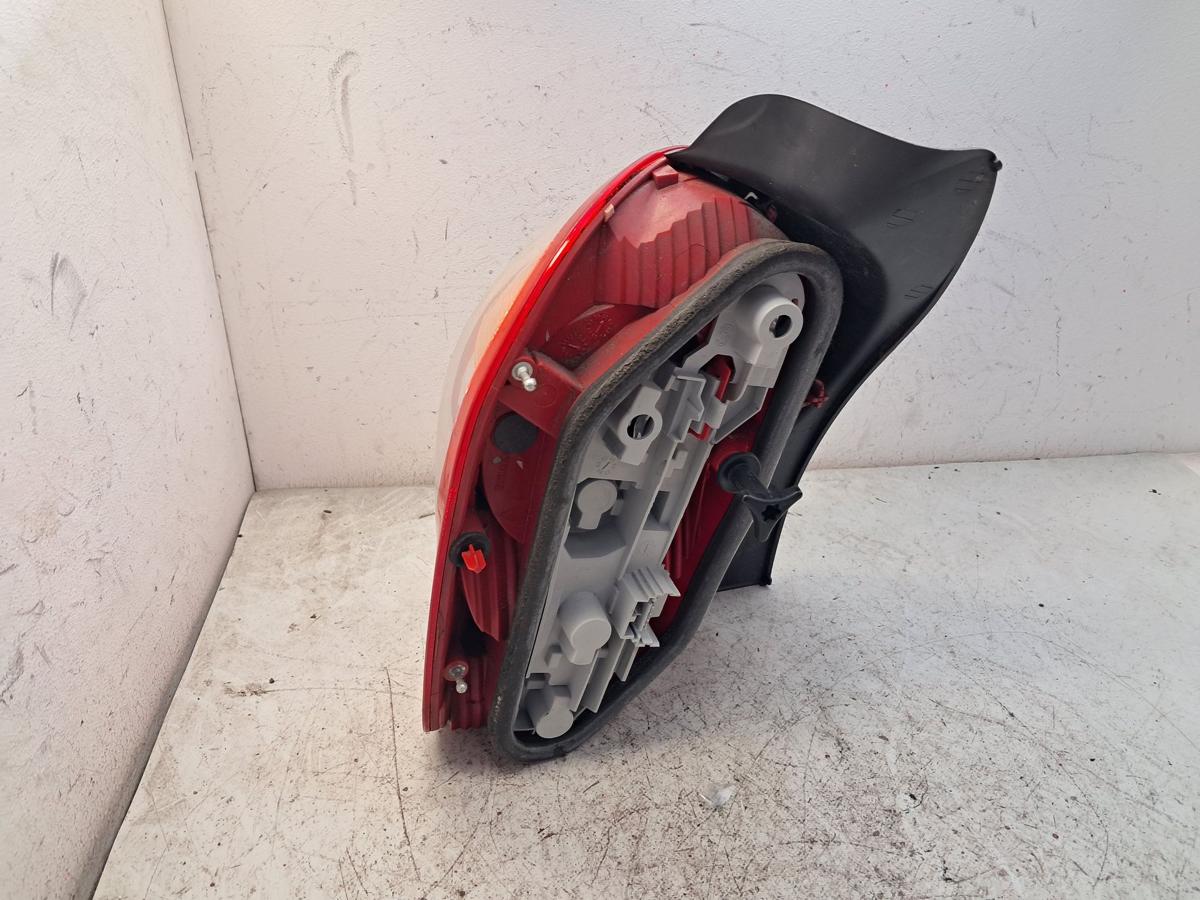 Renault Modus original R&uuml;ckleuchte Heckleuchte rechts mit ca.15cm Kabel Bj.2005