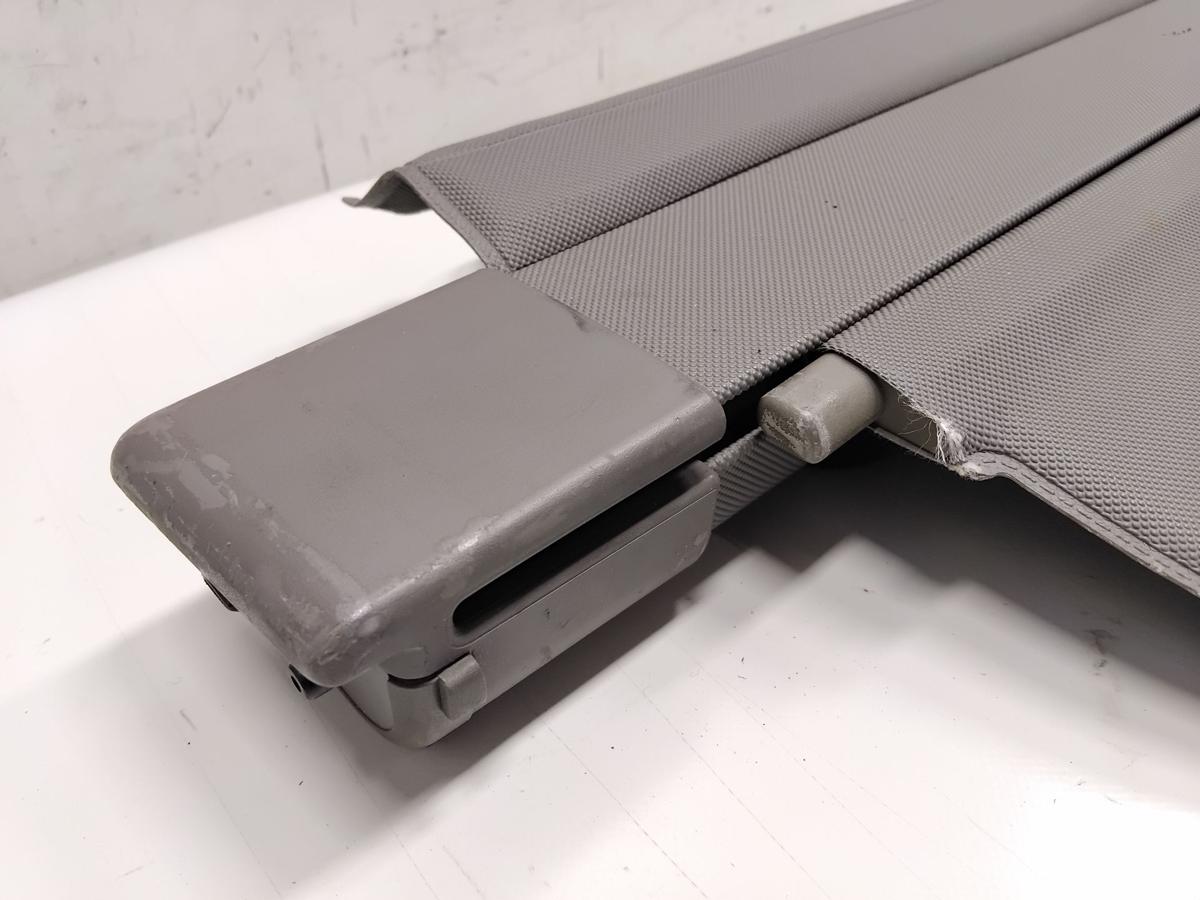 Audi A4 B5 Avant Facelift original Laderaumrollo Kofferraumabdeckung grau Bj.2000