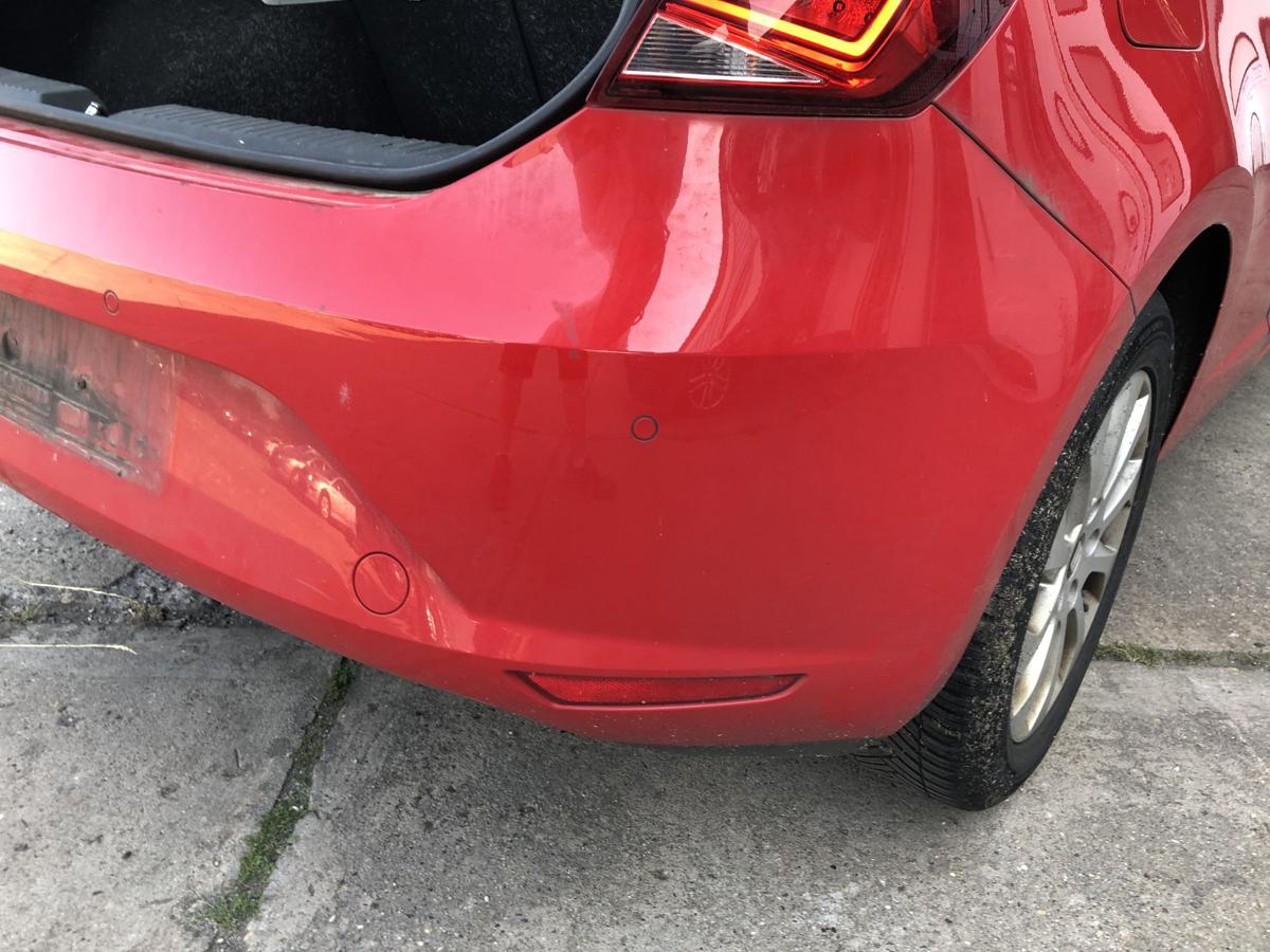 Seat Leon 5F Sto&szlig;f&auml;nger hinten Hecksch&uuml;rze f&uuml;r 3 und 5 t&uuml;rer LS3H Emocion Rot