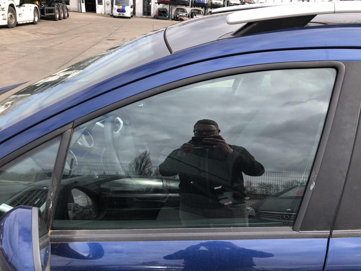 Peugeot 207SW T&uuml;rscheibe vorn links Seitenscheibe Scheibe Fahrert&uuml;r Colorglas