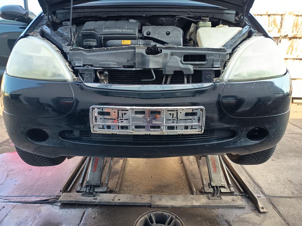 Mercedes A-Kl. W168 original Sto&szlig;stange F&auml;nger vorn Front 696 Nachtschwarz Bj 99