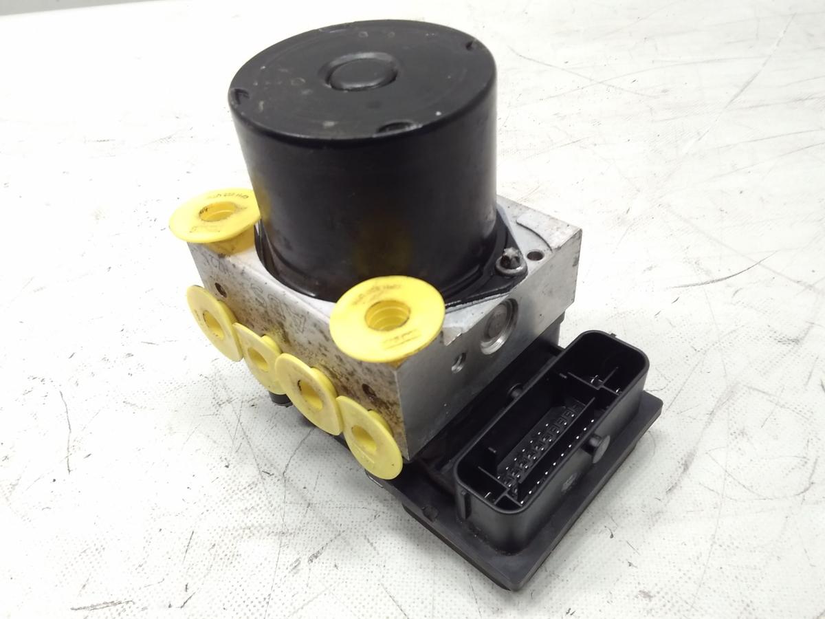 Skoda Fabia 1 6Y original ABS Block 6Q0614117Q 6Q0907379AA Bj.2005