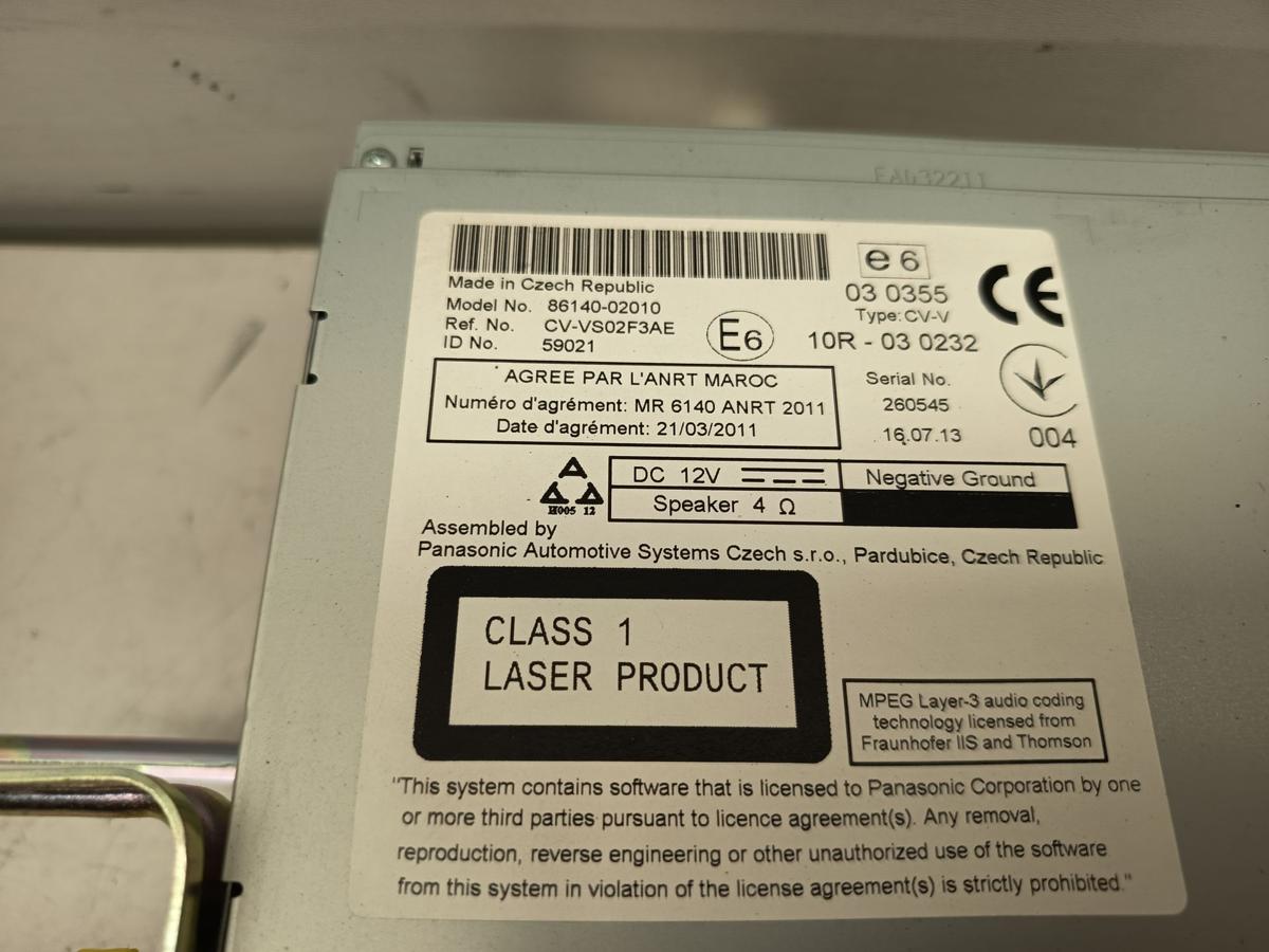 Toyota Auris E18 original Radio Touch and Go Navigationssystem 8614002010 Bj2013