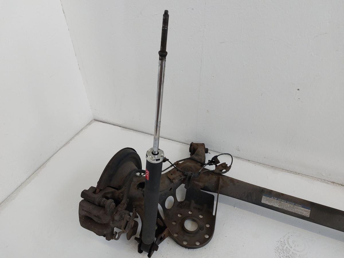 Toyota IQ Typ AJ Hinterachse Achse hinten Achsk&ouml;rper mit Schiebenbremse