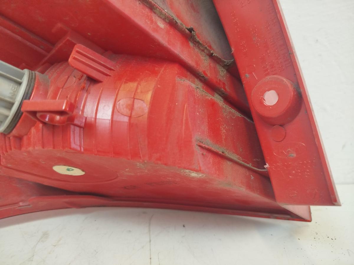 Kia Venga YN R&uuml;ckleuchte rechts au&szlig;en Heckleuchte Ecke kein LED bis 2016