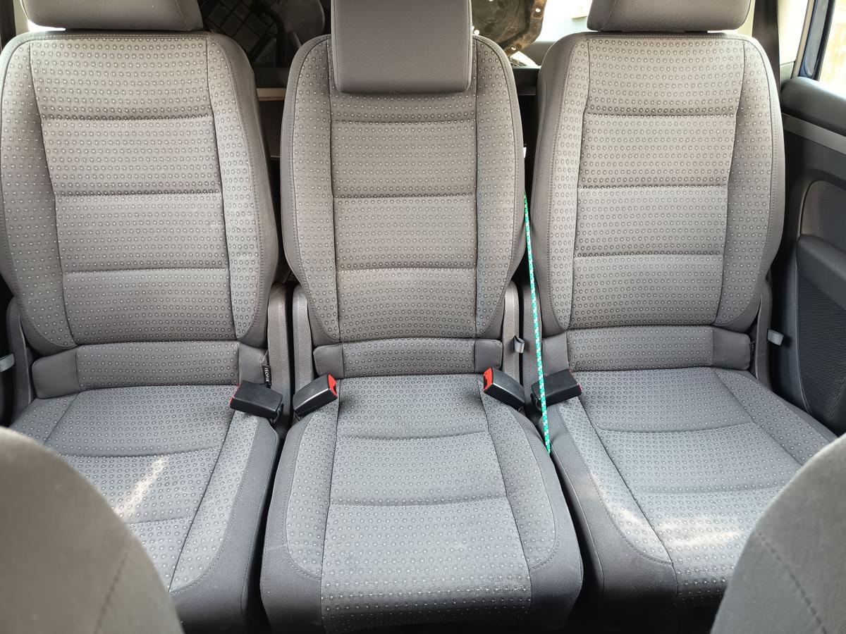 VW Touran 1T original Sitz Einzelsitz hinten mitte Stoff 2 Reihe Baujahr 2006