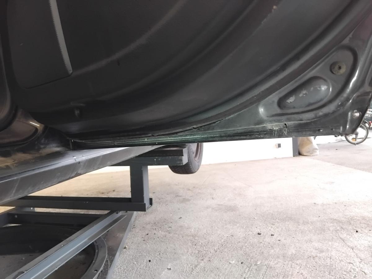 Audi A4 8E B6 Avant Tür hinten rechts LZ9W ebonyschwarzmetallic BJ2004 Kombi