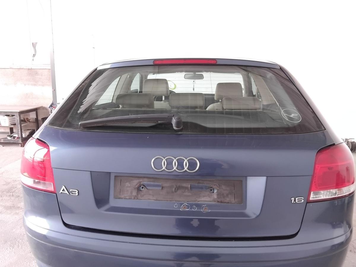 Audi A3 8P Heckklappe mit Heckscheibe 3-T&uuml;rer LZ5C Mauritiusblaumetallic BJ2006