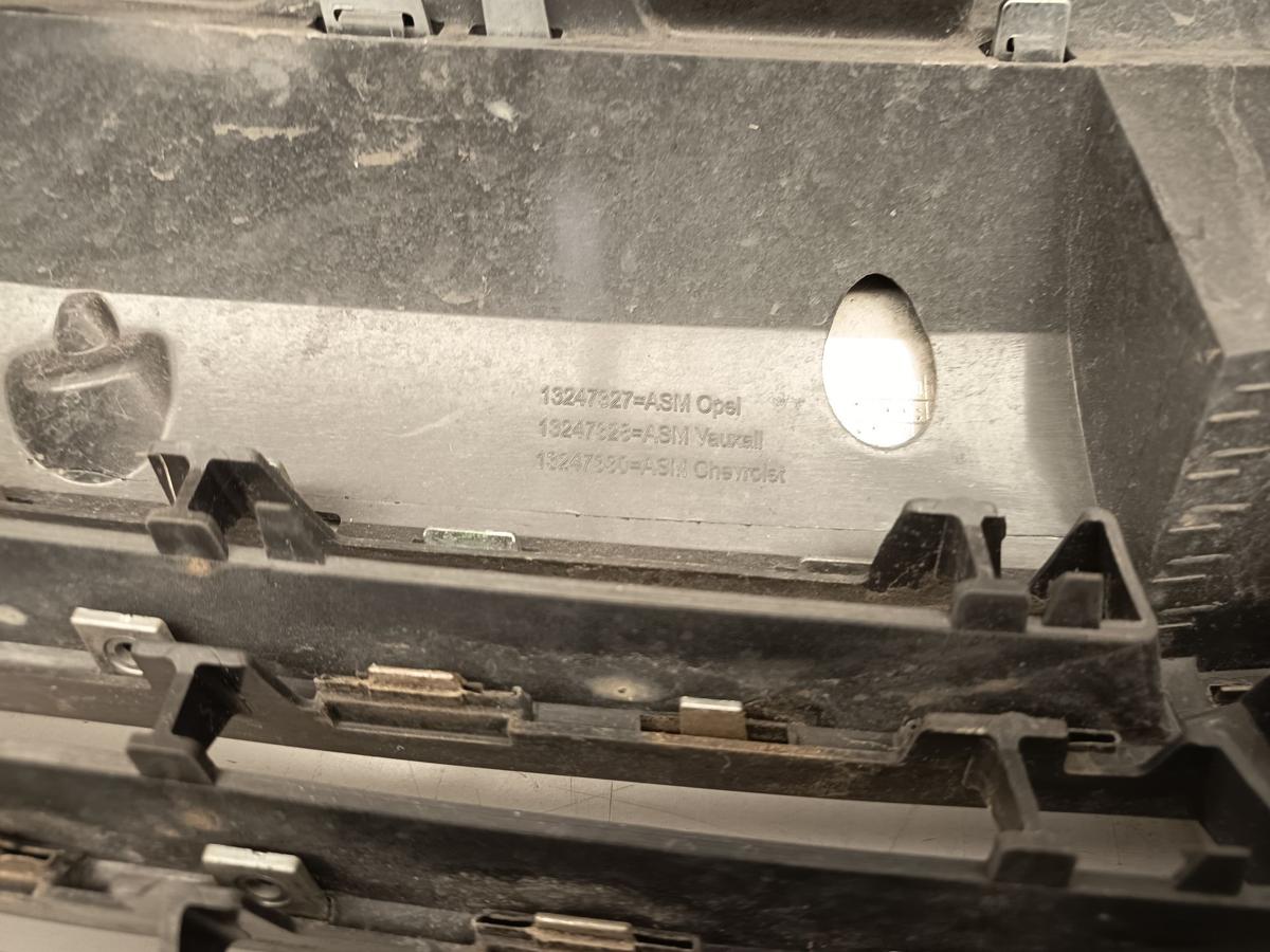 Opel Zafira B original K&uuml;hlergrill Chrom Facelift Baujahr 2014