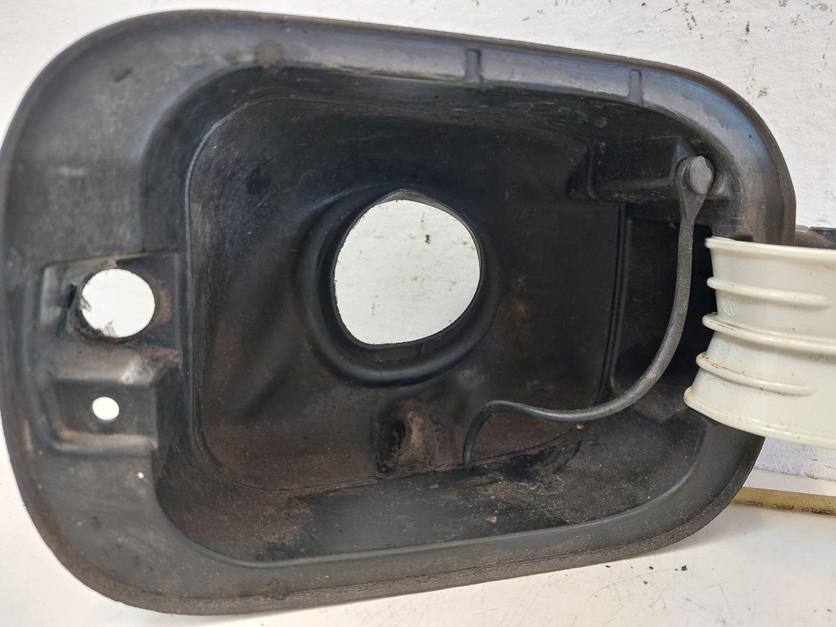 VW Golf 5 Variant 1KM Tankklappe Tankdeckel Tankverschluss LR9A Campanellweiss