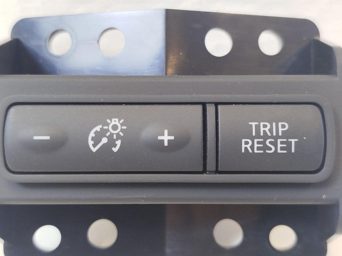 Nissan Qashqai J11 Schalter Taster Dimmer Tachobeleuchtung Trip Reset