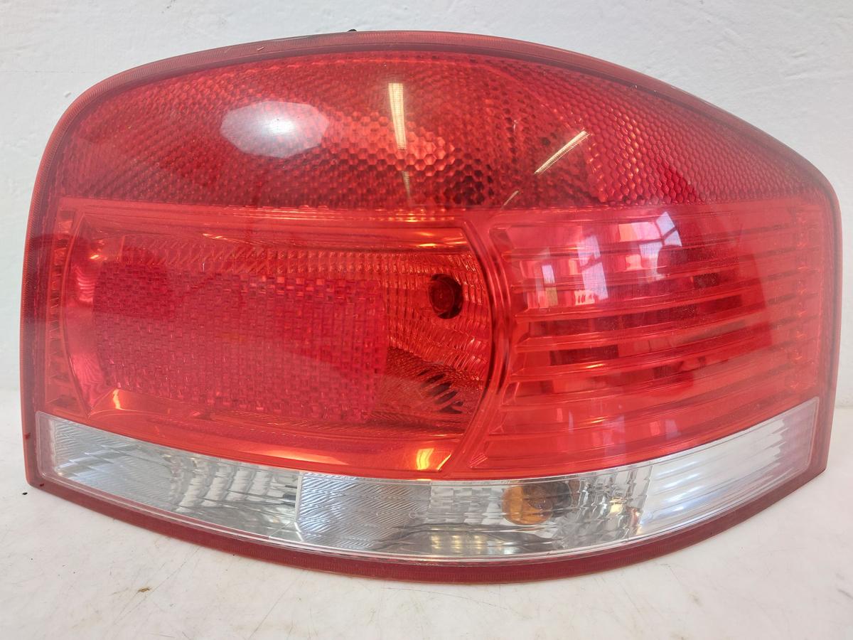 Audi A3 8P Rückleuchte rechts Rücklicht Heckleuchte 3 türer Schlusslicht