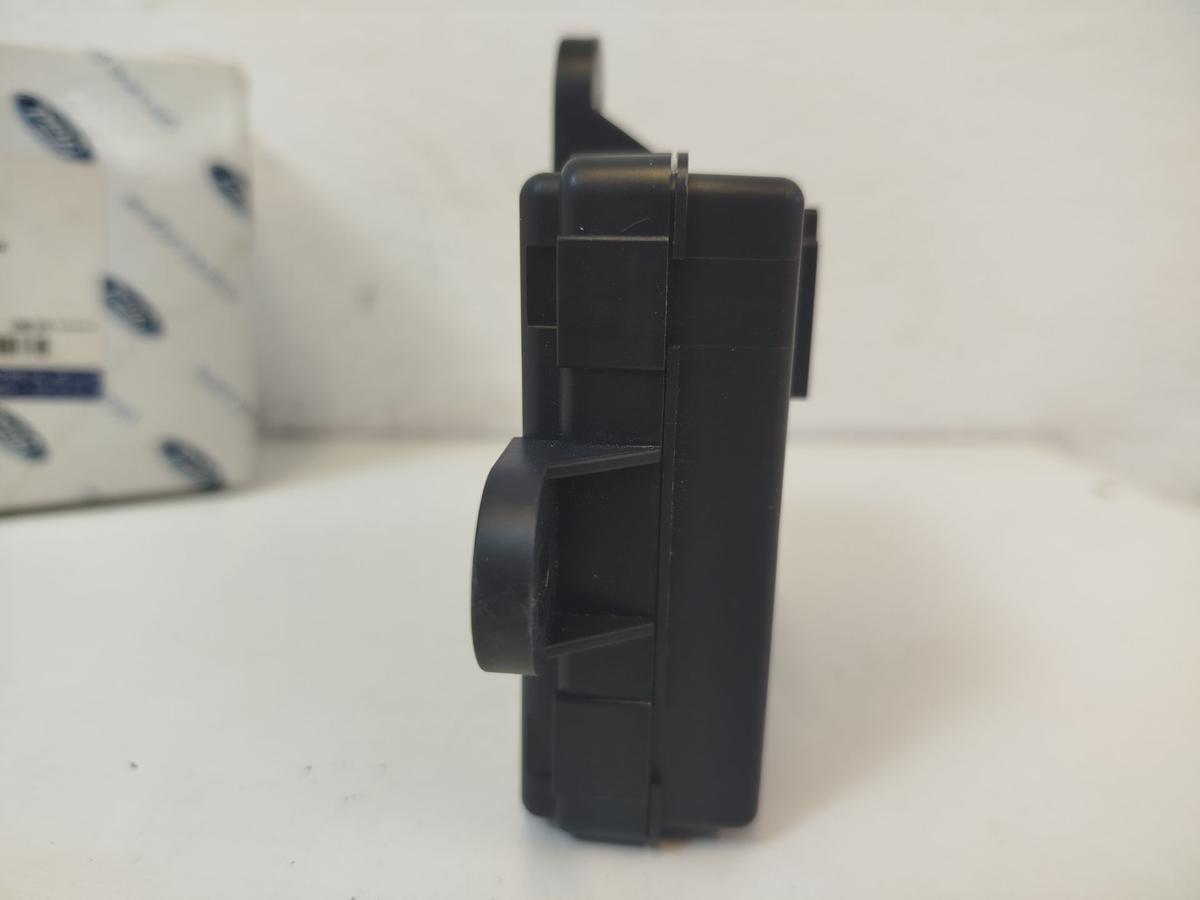 Ford Kuga DM2 CBS Steuerger&auml;t T&uuml;r hinten T&uuml;rsteuerger&auml;t Steuerenheit hinten