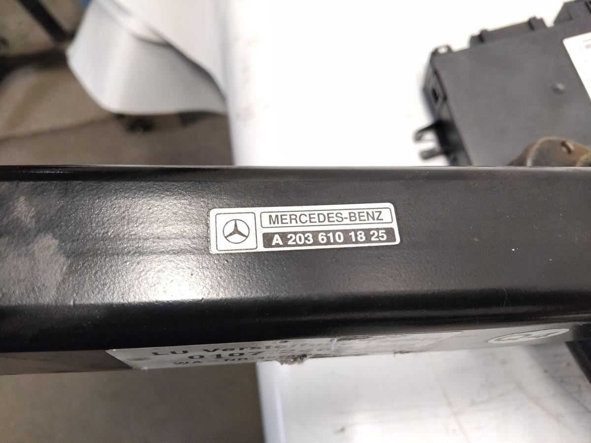 Mercedes C-Klasse S203 Kombi T-Modell original Anh&auml;ngerkupplung Bj.2004