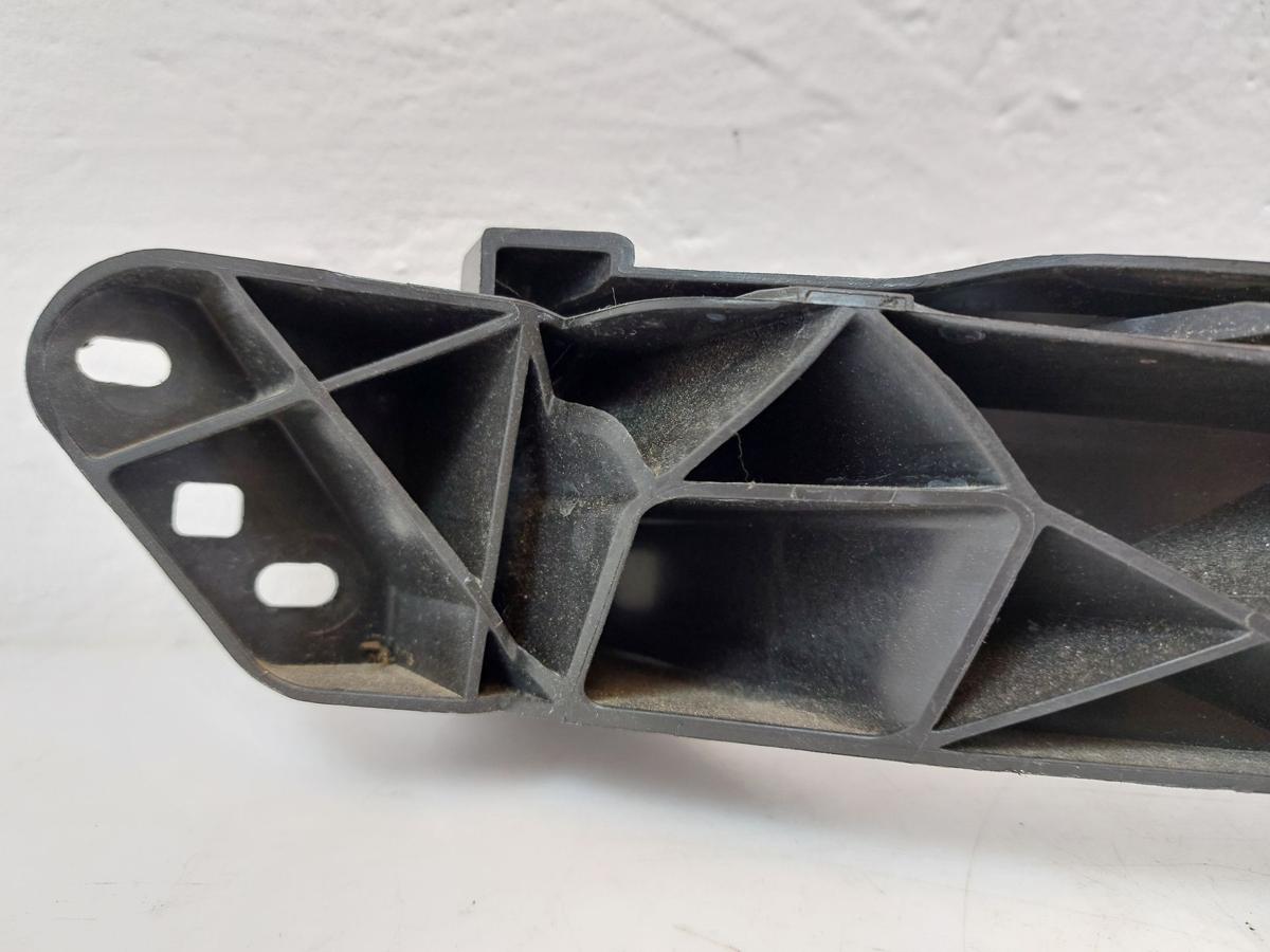 Audi Q2 Typ AG Halter Befestigung Scheinwerfer rechts OEM