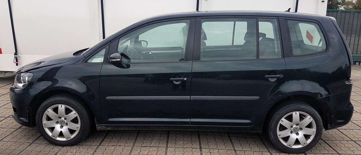 VW Touran 1T3 T&uuml;rscheibe vorn links in gr&uuml;ncolor Bj2013