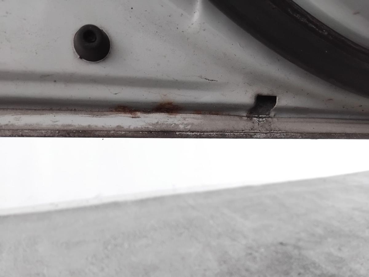 Hyundai i30 CW Kombi Tür vorn links Fahrertür weiss 7F BJ2010 tschechische Produktion