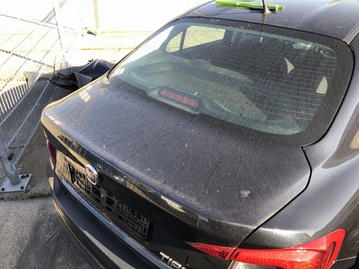 Fiat Tipo Typ 356 Heckklappe Kofferklappe Heckdeckel Stufenheck 718/A schwarz