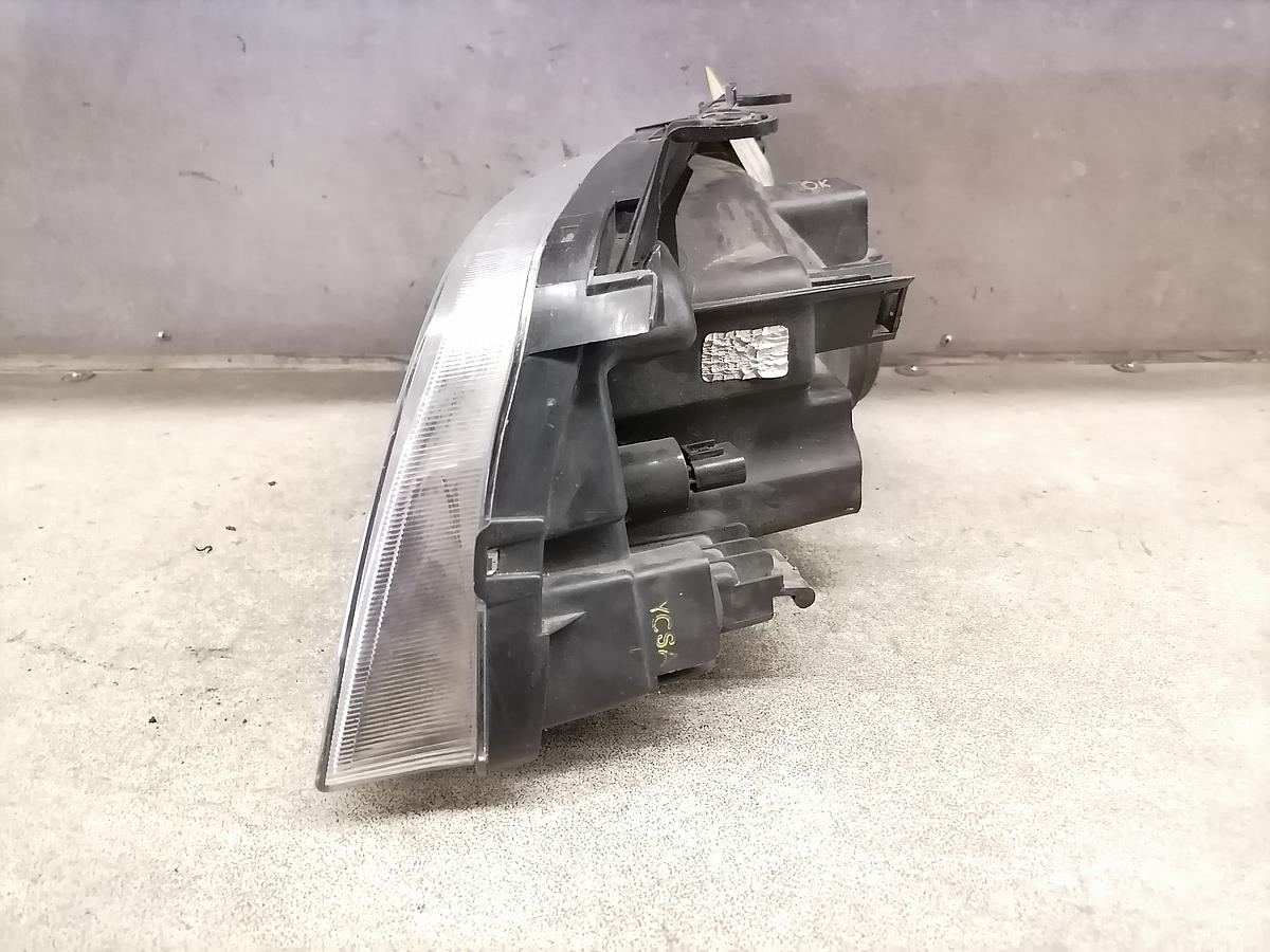 Hyundai Matrix Scheinwerfer vorn rechts Lampe 92102-170 BJ2004