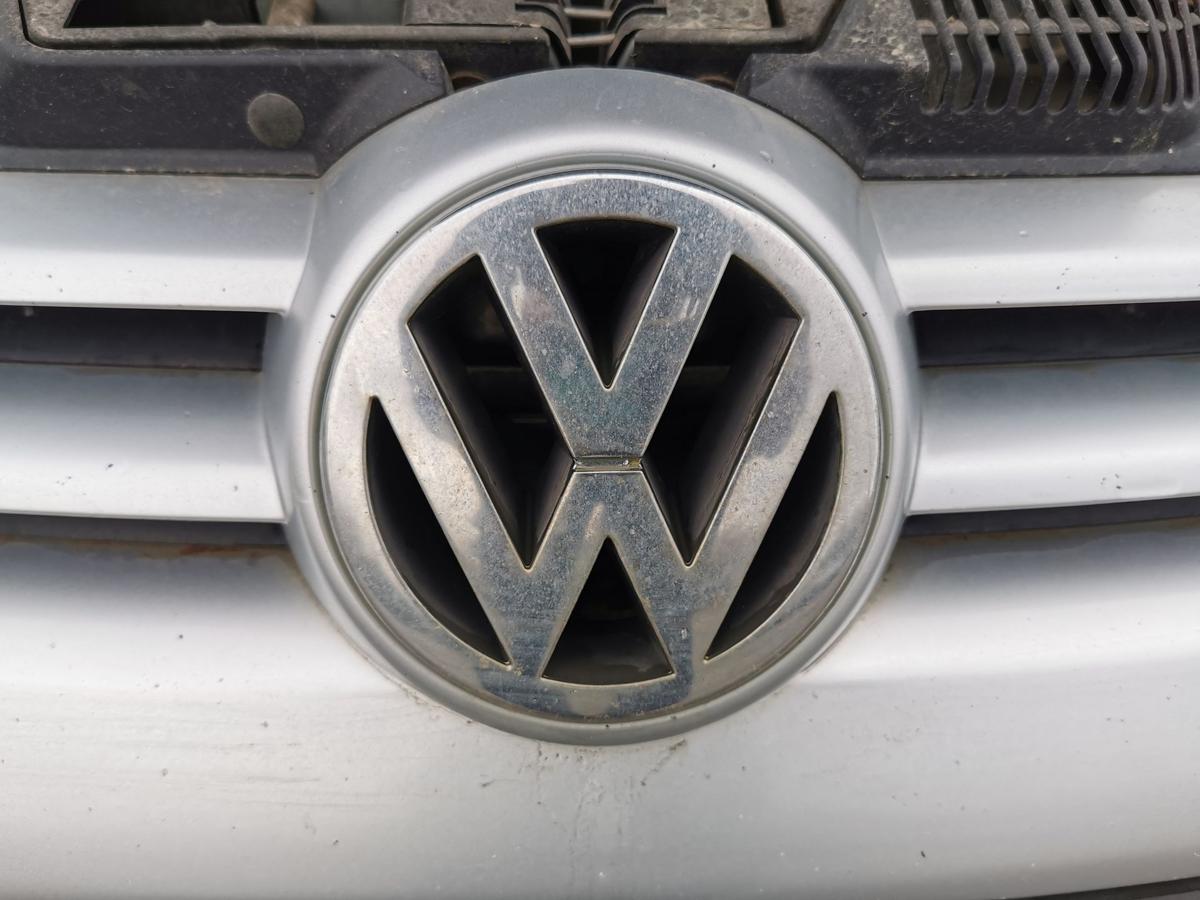 VW Golf V 5 Kühlergrill Frontgrill Grill vorn mit Logo LA7W Reflexsilber Met VW Golf V 5 Kühlergrill Frontgrill Grill vorn mit Logo LA7W Reflexsilber Met