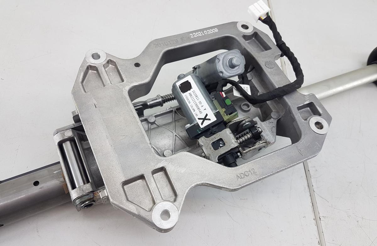 Tesla Model X Lenks&auml;ule Bj2022 1620811-00-A elektrisch verstellbar Lenkspindel
