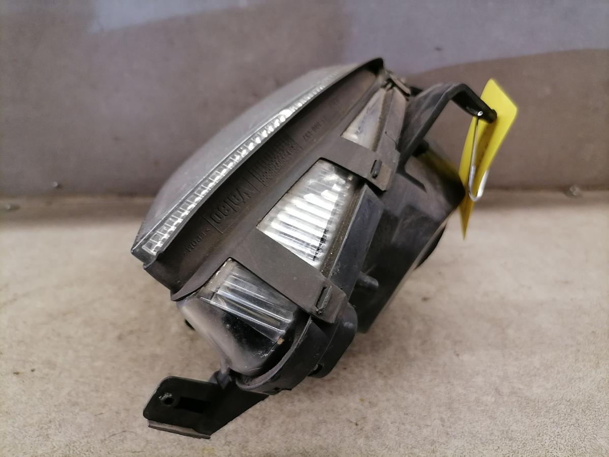 Opel Zafira A Scheinwerfer rechts vorn Halogen Lampe BJ04