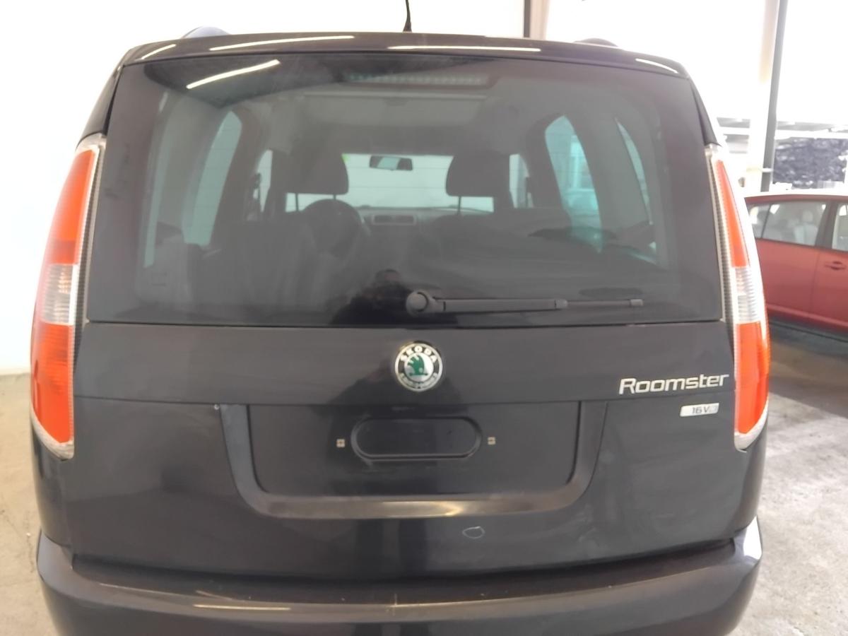 Skoda Roomster 5J Heckklappe LF9R Blackmagicmetallic mit Heckscheibe BJ2008