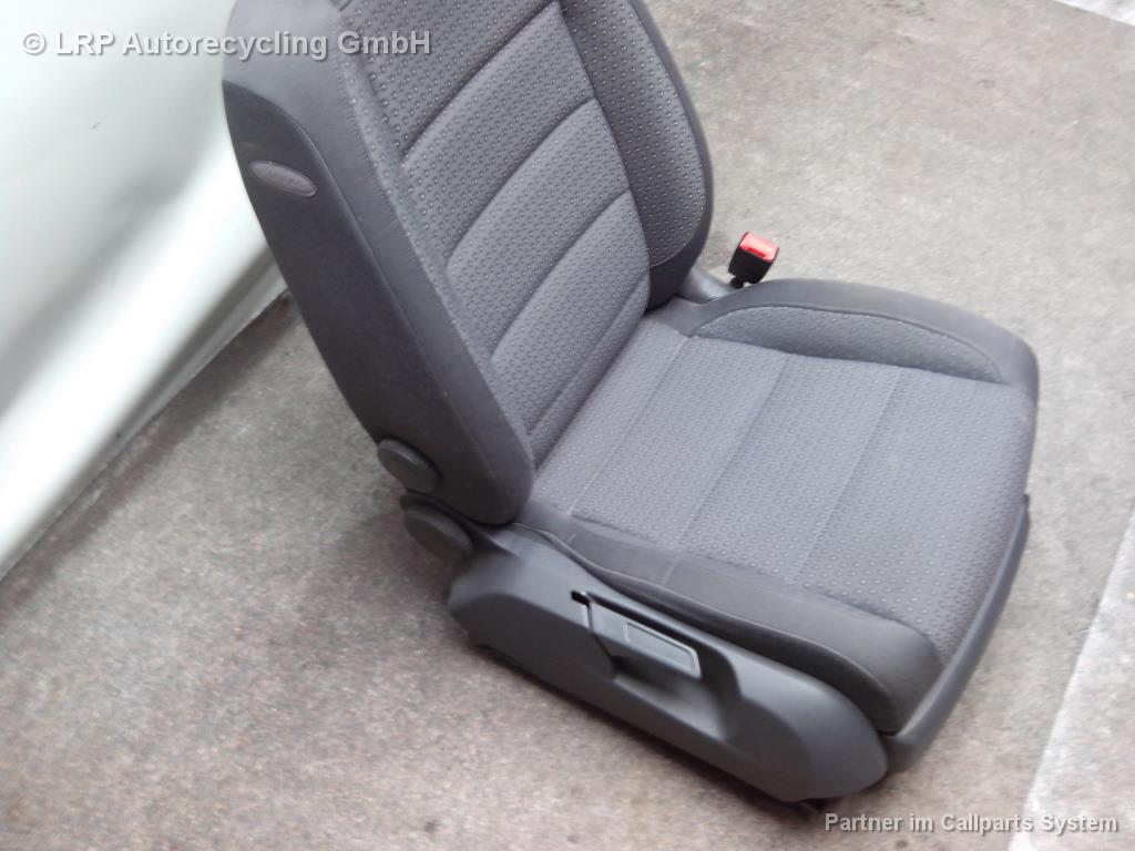 VW Touran 1T original Sitz Beifahrersitz Sitzkonsole Gurt vorn rechts BJ2004