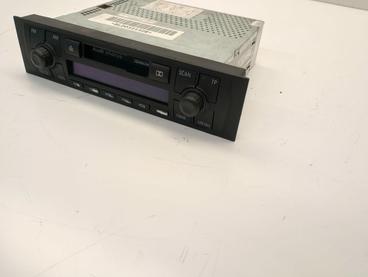 Audi A3 8L Bj 2002 orig Autoradio mit Kassette und Radiocode