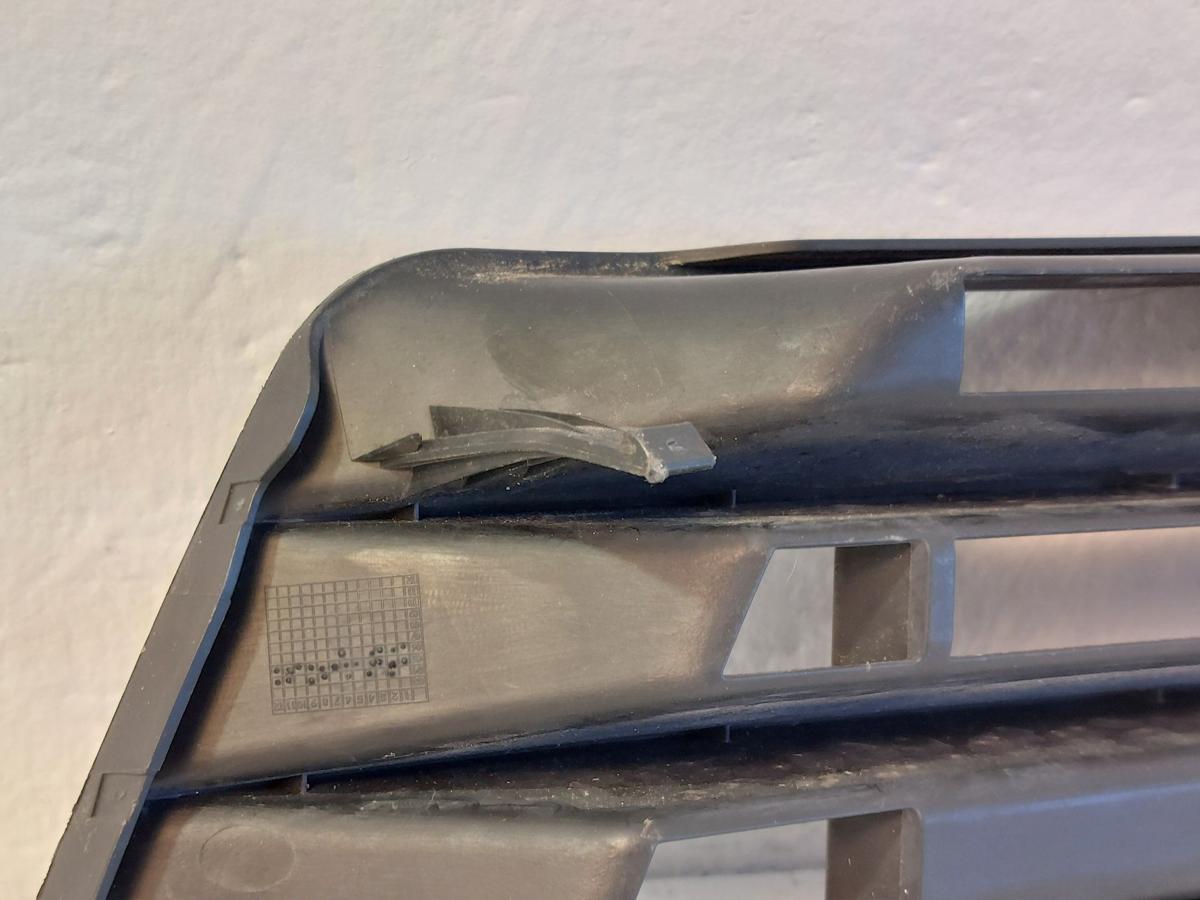 VW Golf Plus 5M Abdeckung Gitter Stossfänger vorn rechts bis Bj 2008