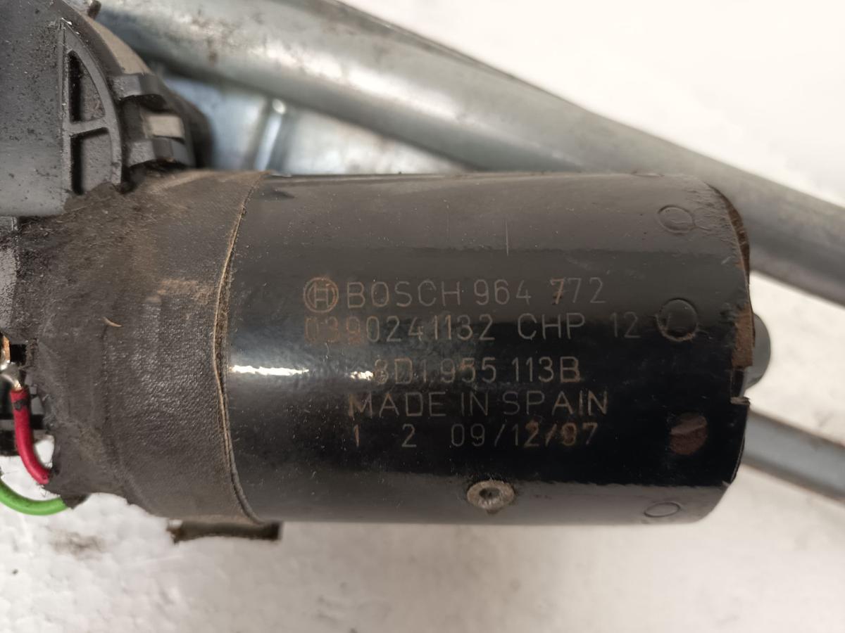Audi A4 B5 Avant orig Wischermotor 0390241132 mit Gestänge Bj 1998
