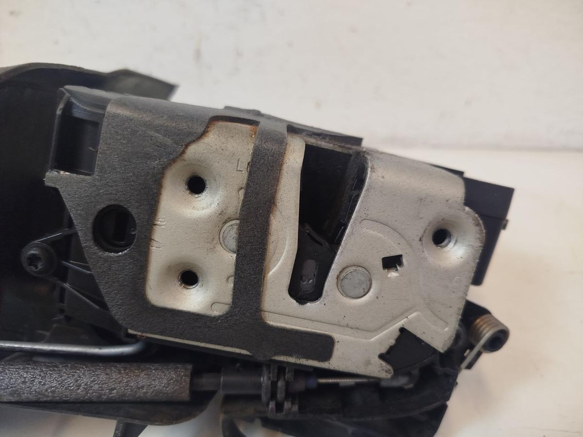 Ford Focus DYB CEW Turnier T&uuml;rschloss vorn links Schloss mit ZV OEM