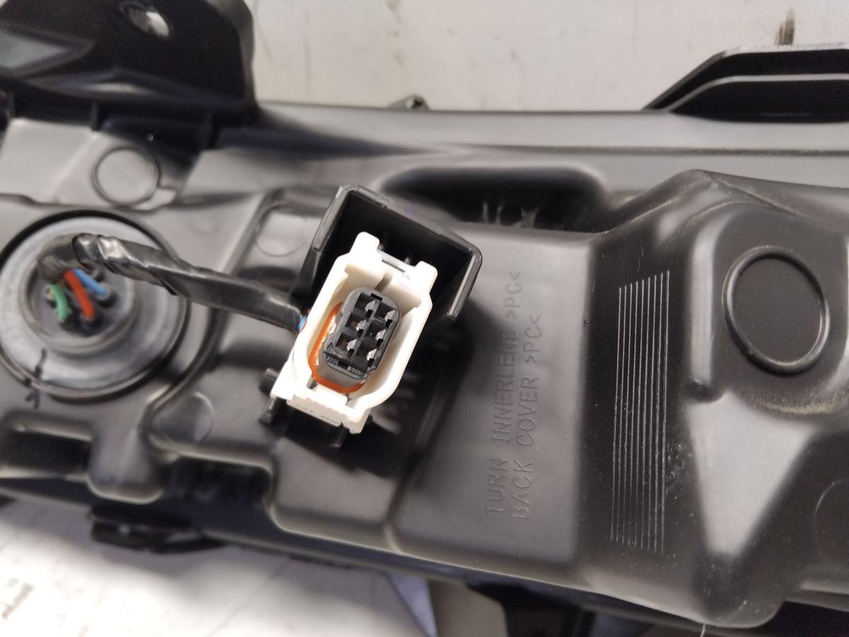 Mitsubishi Eclipse Cross original LED Tagfahrleuchte Scheinwerfer vorn rechts oben