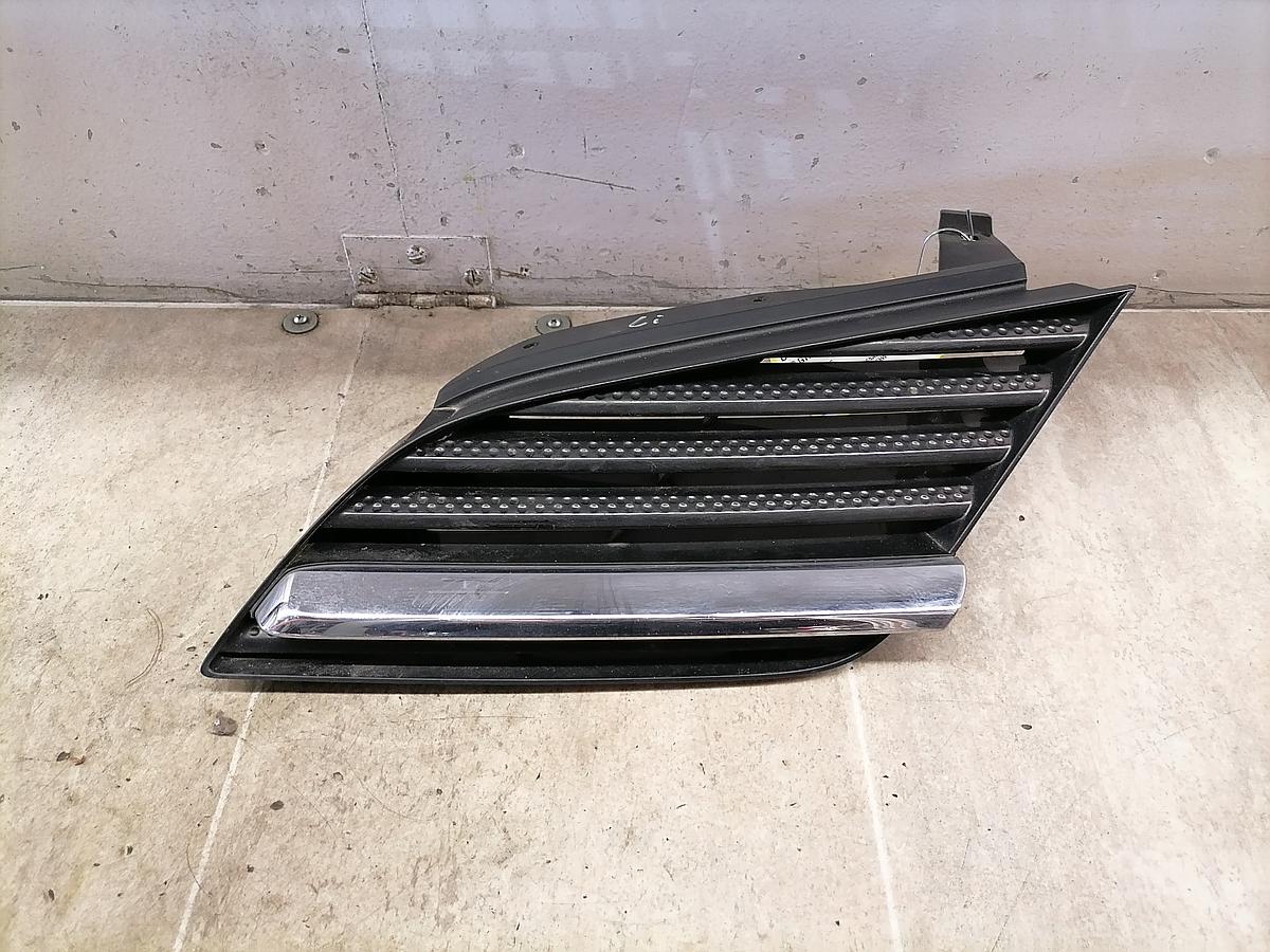 Nissan Primera P12 Kombi 02-07 Kühlergrill vorn links Frontgrill 62330AU300