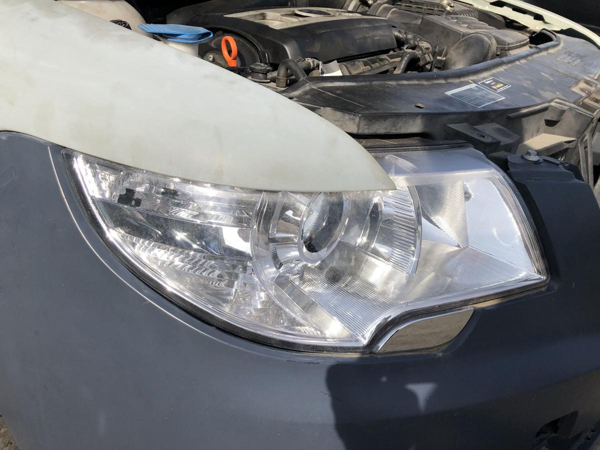 Skoda Superb 2 Typ 3T Scheinwerfer vorn rechts Frontscheinwerfer Halogen TYC